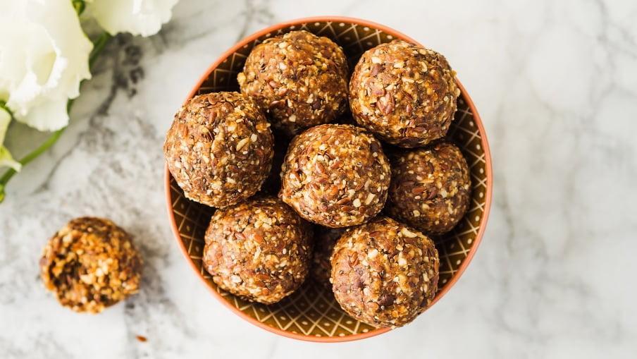 Chocolate almond bites Chocolate almond bites